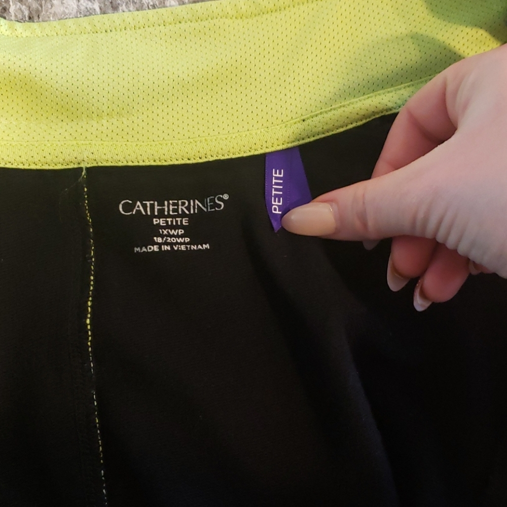 Catherine's active wear zipup sweater petite 1x - Picture 4 of 4